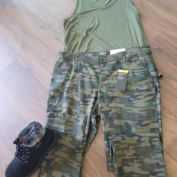 Camouflage Chino Pants - Picture 5 of 6